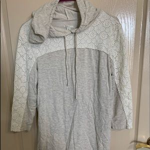 Tan hoodie 3/4 sleeve blouse